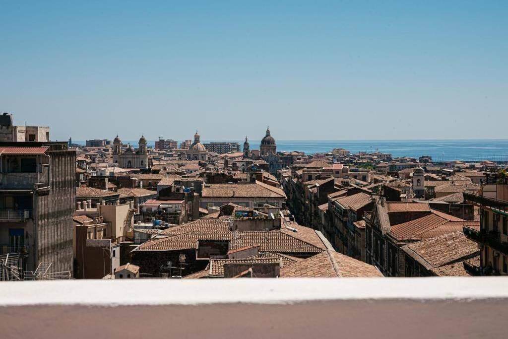 Appartement Attico In Pieno Centro Storico Di Catane Extérieur photo